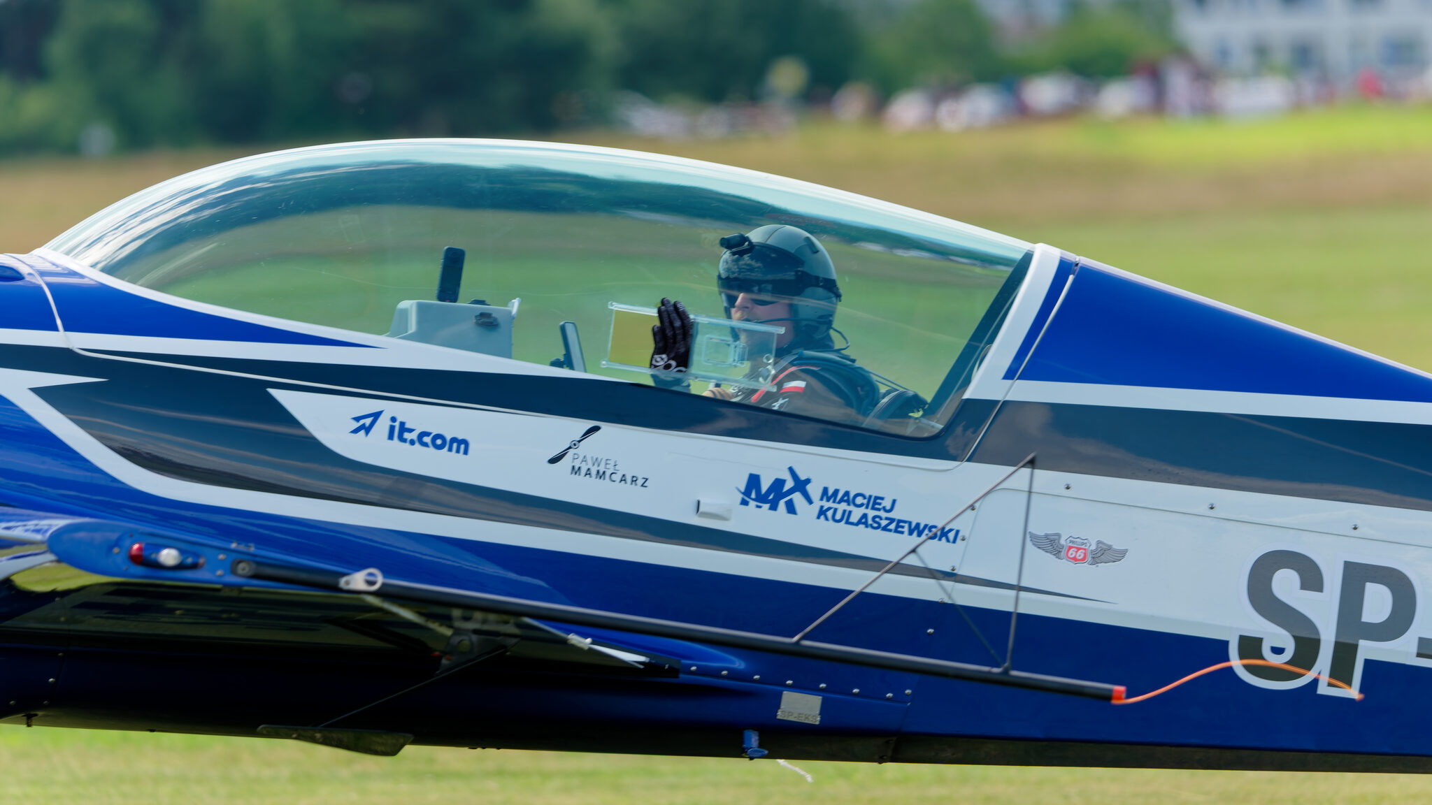 Extra 300L SP-EKS taxiing after the display, cockpit close-up - Nowy Targ Air Picnic 2026