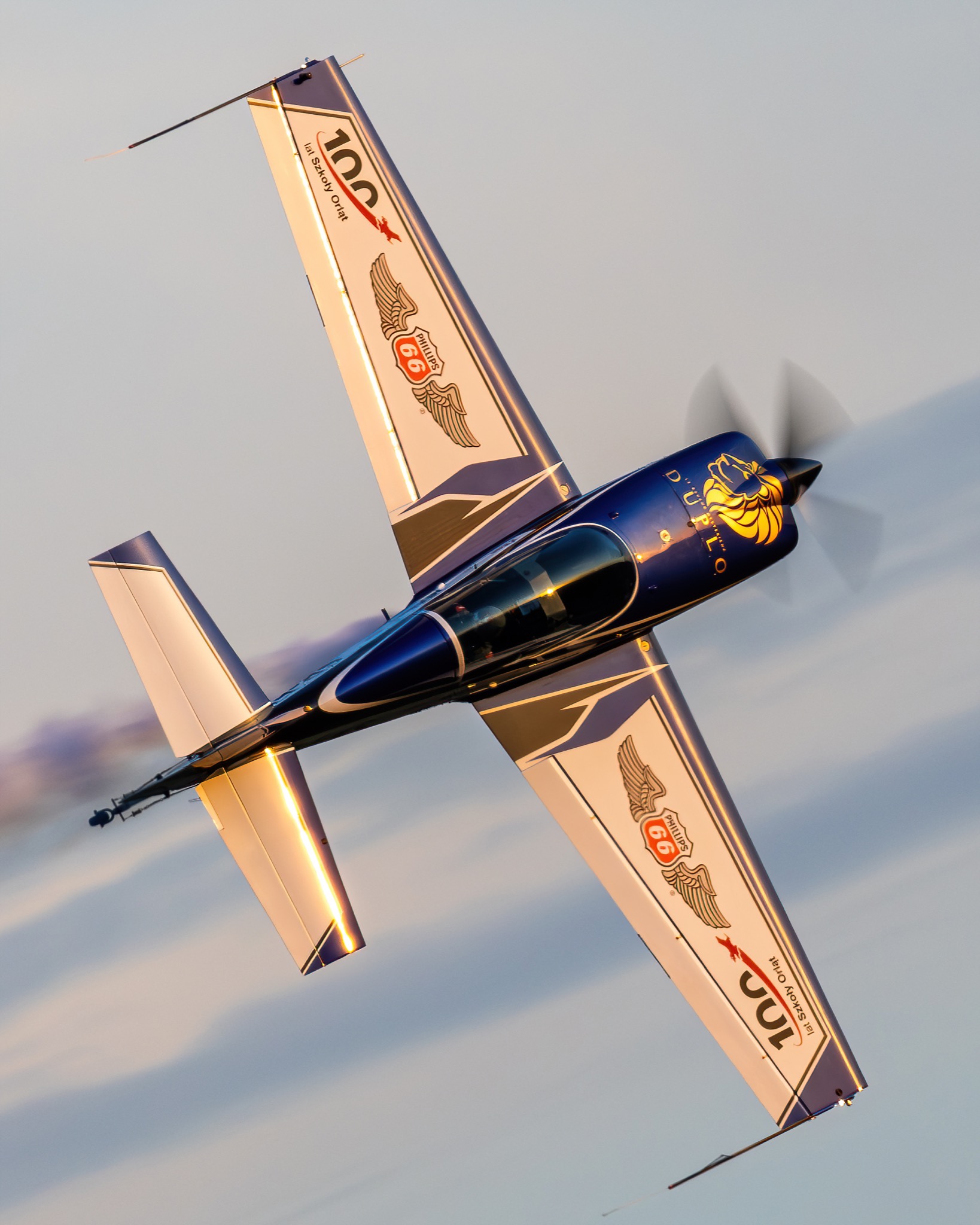 SP-EKS wing with the Route 66 and Duplo livery