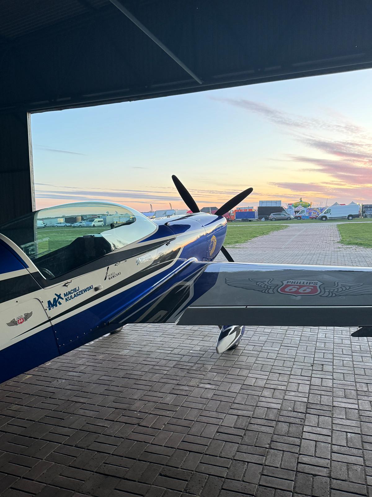 Extra 300L SP-EKS w pokazie, JedlinSky 2026 - kadr 6